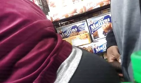 捷克屁眼充满了BBC的奶油馅饼