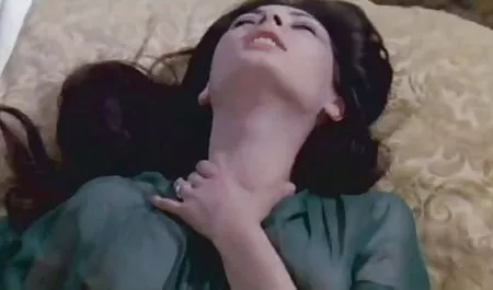 两个Sluts得到DAPed！