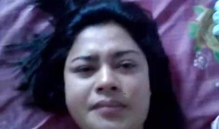 异族双肛门砰击 - 阿维爱