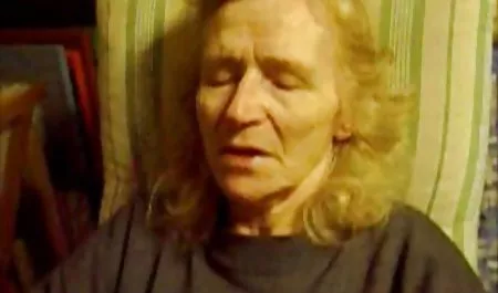 金发碧眼的捷克荡妇分析creampied户外